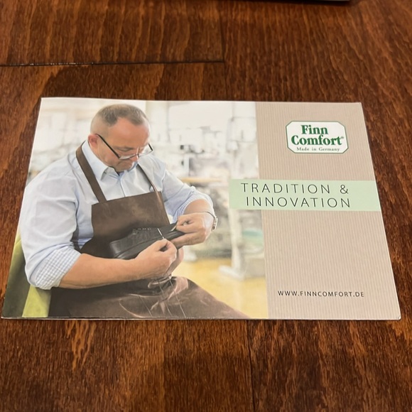 Finn Comfort Women’s Soho-S Leather Sneaker - Picture 13 of 13